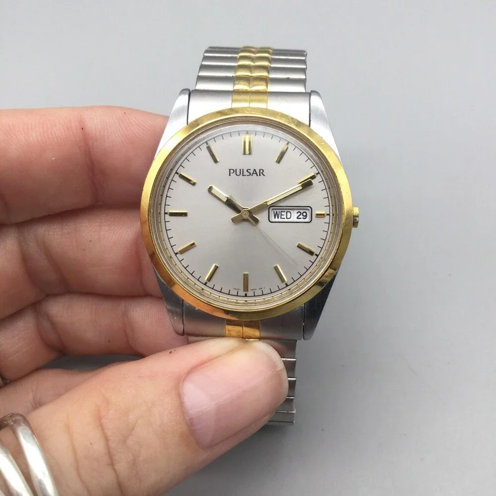 Pulsar Mens Watch 35mm Silver Gold Two Tone VX33-0AB0 Day Date New Battery